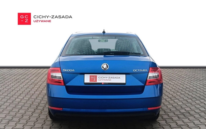 Skoda Octavia cena 55900 przebieg: 107197, rok produkcji 2019 z Poznań małe 704